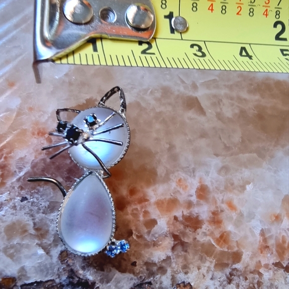 Vintage Kitty Cat Brooch - Picture 4 of 6